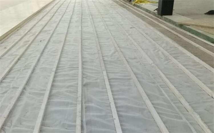 實(shí)木運(yùn)動地板楓木怎么保養(yǎng)？