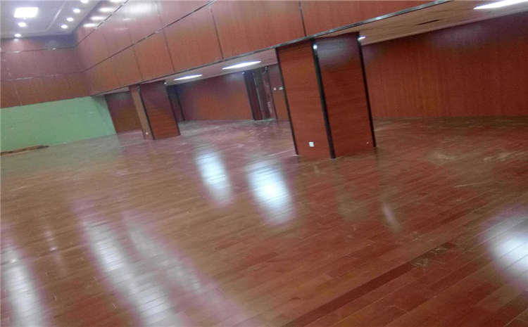 22厚運動籃球地板安裝工藝
