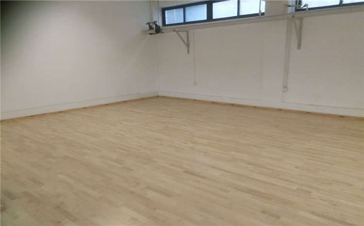 體育運動木地板怎么維修？楓樺木