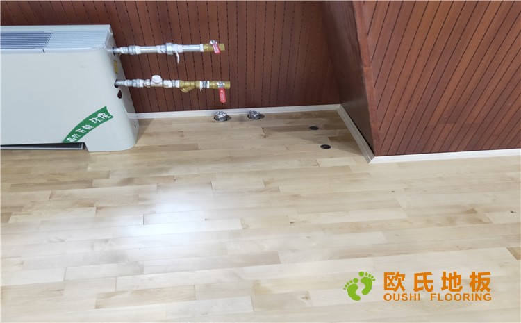 山西榆次王湖小學(xué)體育館木地板項(xiàng)目案例