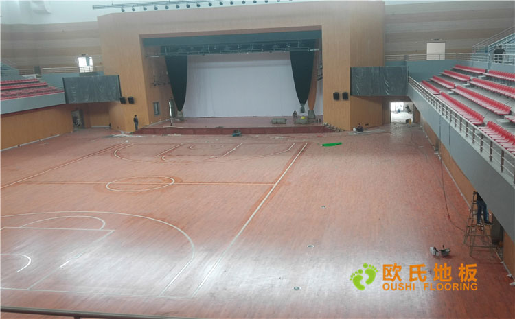 福建漳州市一職業學院體育館木地板案例