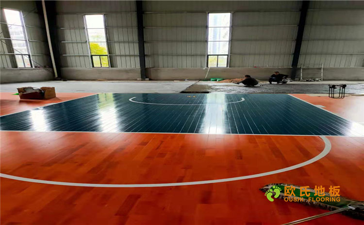 貴州銅仁體育館雙層龍骨結構木地板案例